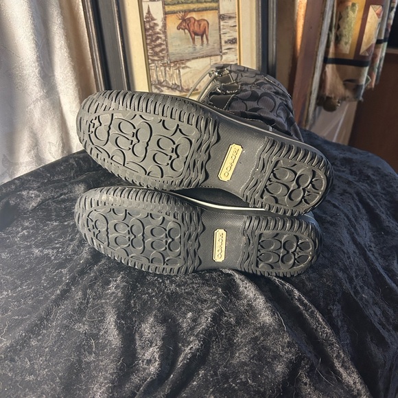 Coach ‘Shaine’ women’s winter boots size 8 1/2 - Picture 4 of 8